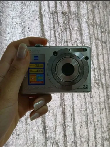 Sony Cyber-shot 7.2 MP