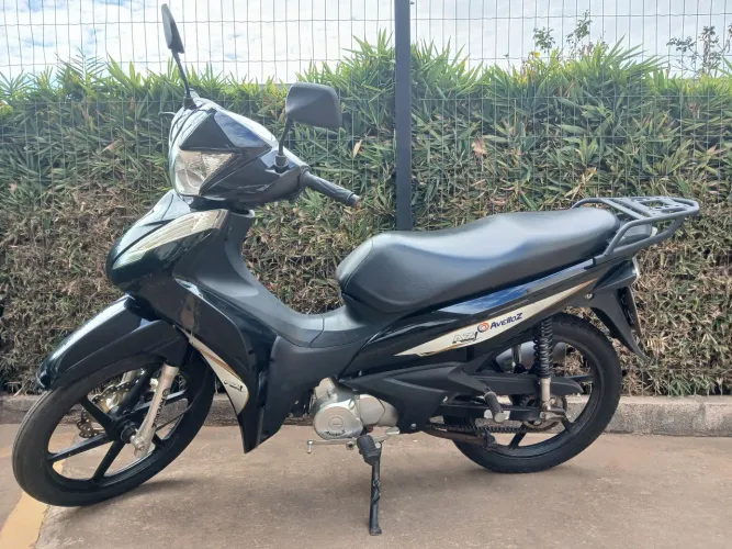 Moto Avelloz az1