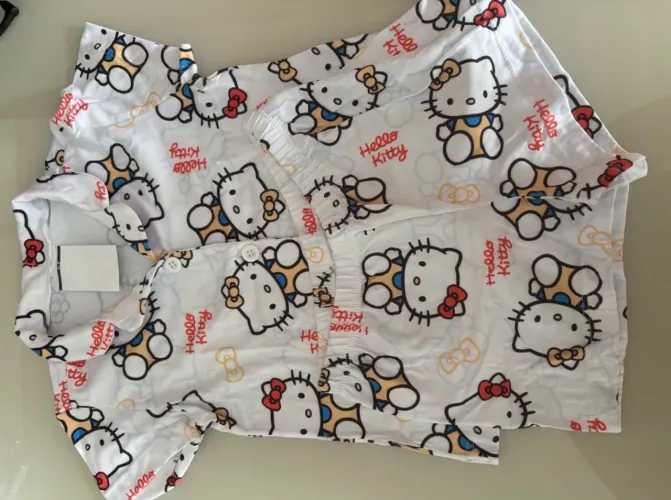 Pijama 6 anos hello kitty