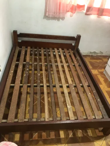 ? CAMA CASAL EM MADEIRA MACIÇA ? FEITA SOB MEDIDA ?