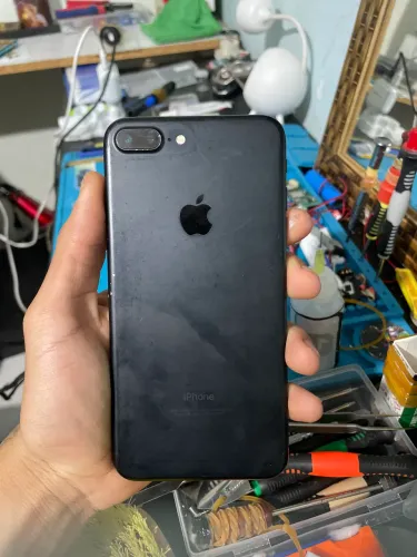 IPhone 7 Plus tudo de fábrica + tela nova