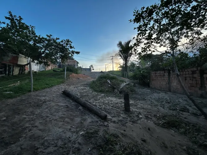 Terreno 10x42 (420m²) - Ótima Oportunidade para Construir | Distrito 2?