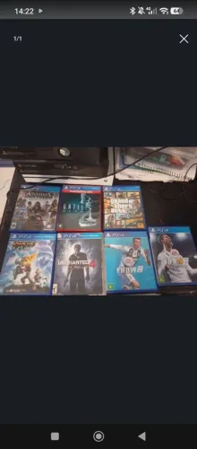 Vendo lote com 7 jogos originais de PS4, todos em bom estado e funcionando perfeitamente.