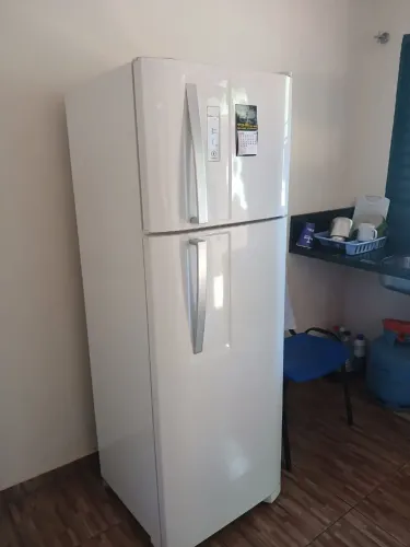 VENDE SE GELADEIRA