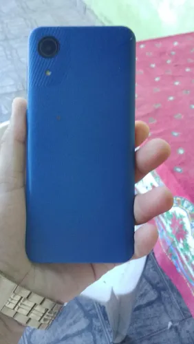 Samsung A01 tela trincada mais funcionando perfeitamente com película 170