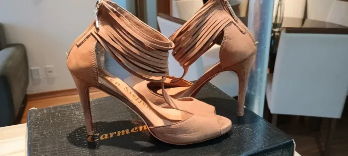 Sandália Carmen Steffens