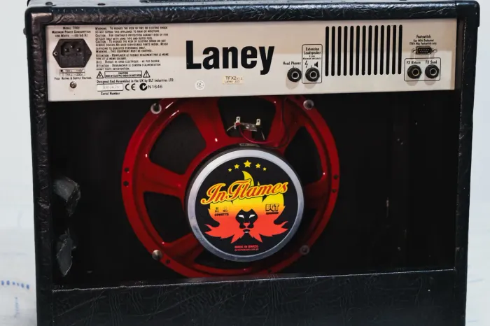 Amplificador de guitarra Laney TFX2 com pré valvulado