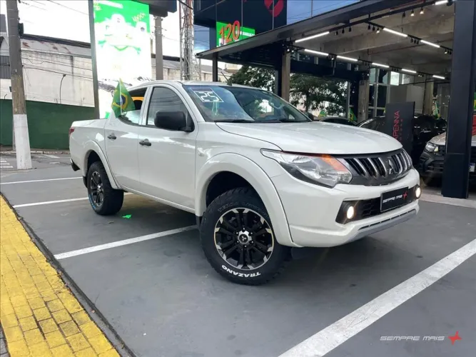 Mitsubishi L200 Triton Sport GLS 2.4 CD Diesel Aut. 2025