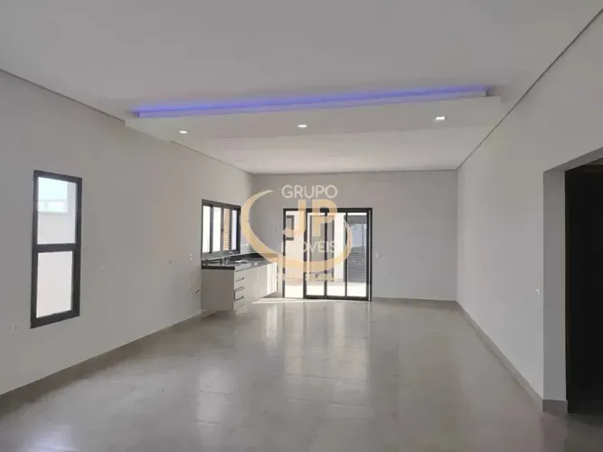 Casa em Cond./ 3 Suítes/ Espaço gourmet/ Quintal/ 2 Vagas/ Pacote 6.200