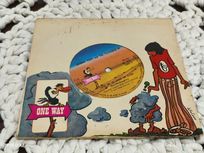 Compato Dennis and the classics IV: Love me or leave me alone