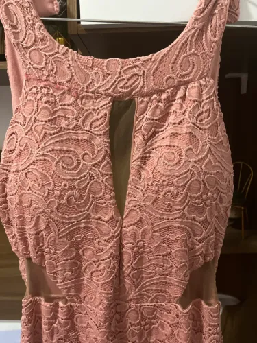 Vestido Longo Rosê Rendado para Festa, Casamento e Madrinha - Elegante e Delicado