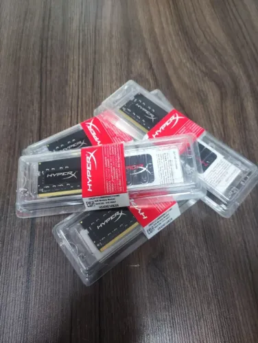  Memória para Notebook DDR4 Kingston HyperX Impact, 8GB 2400MHz LACRADA