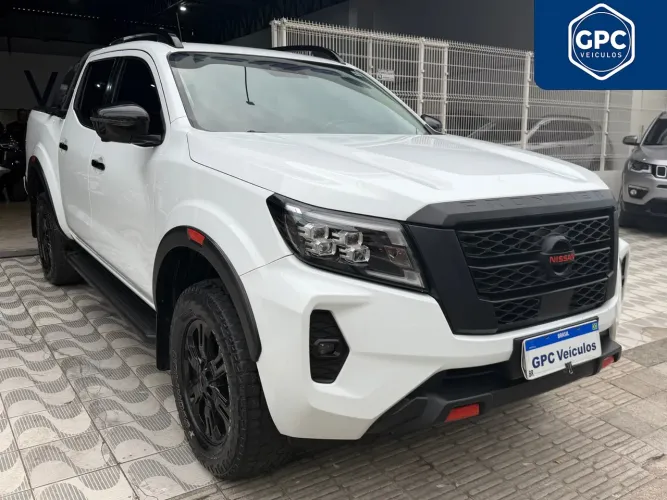 Nissan Frontier Pro4x CD 4X4 2.3 Bi-TB Die. AUT 2023