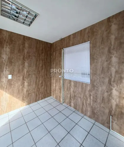 Sala/Conjunto Comercial em Ilha do Leite