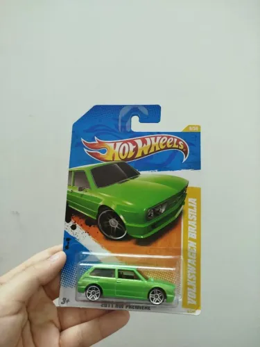 Miniatura HotWhweels Vokswagen Brasilia (2011) - 1:64