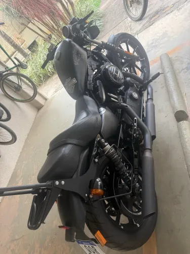 Iron 883