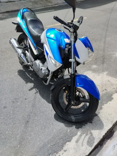 Moto em ótimo estado 