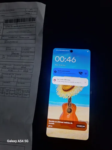 Celular moto g4 novo sem um arranhão nem atrás nem na frente com documento