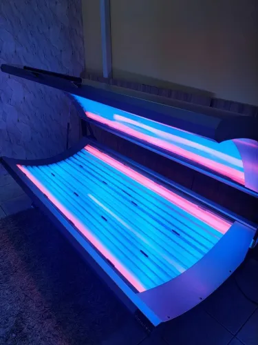 Cama de Bronzeamento - Com Comando de Voz - 32 Lampadas
