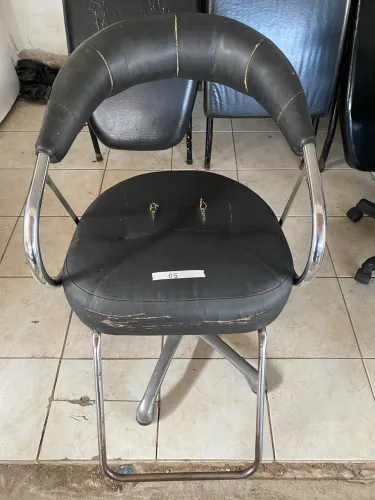 Cadeira de Salão e Barbearia - 05