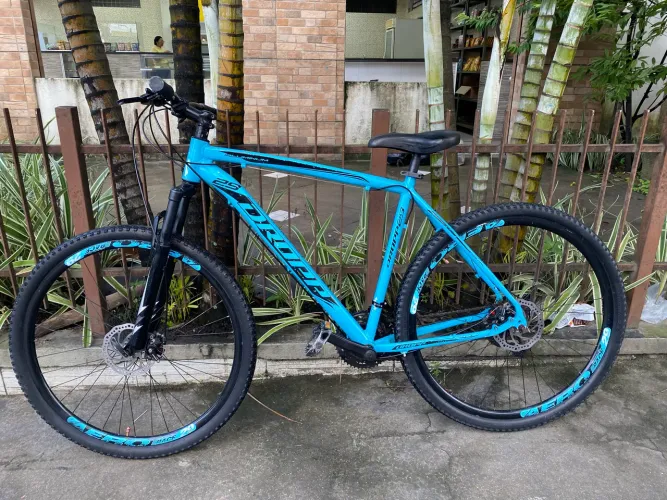 Bicicleta aro 29 quadro 21 alumínio 