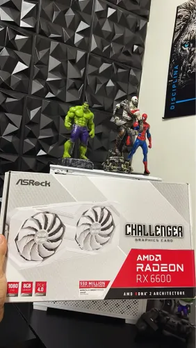 Placa de vídeo RX 6600 lacrada!