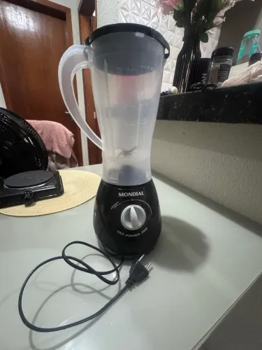     ? Liquidificador Mondial Easy Power 550W