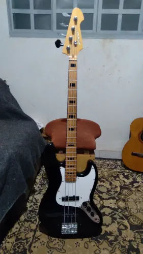 Contra baixo michael bm675n