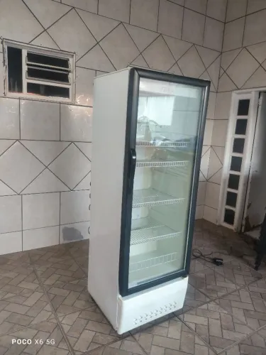 Expositor Vertical Venax -  Gelando tudo muito conservado, pronto p  Trabalho
