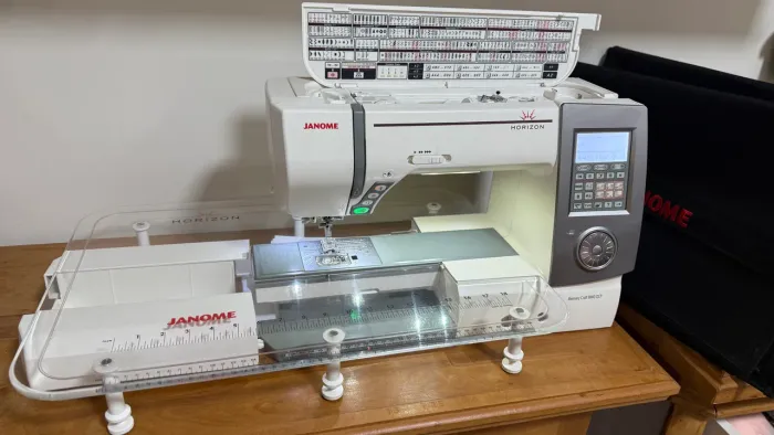 Maquina de Bostura e Bordados