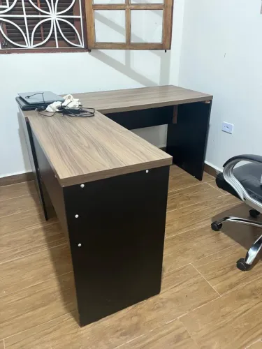 Mesa em L