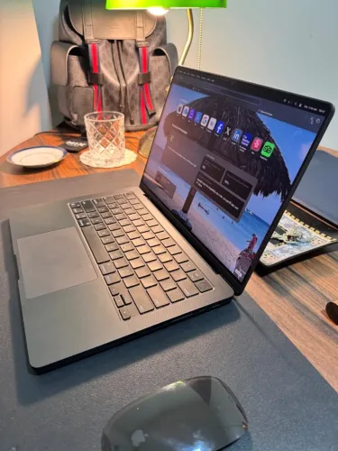 MacBook Pro M4 16Gb RAM 512GB Memória Cinza Escuro