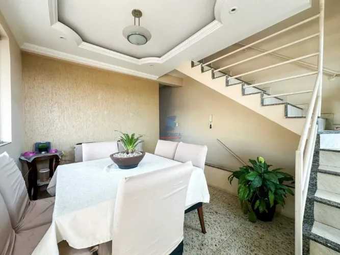 Casa Geminada à venda, 4 quartos, 2 suítes, 2 vagas, Eldorado - Contagem/MG