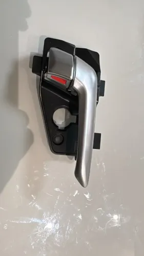 Maçaneta interna dianteira Kia Picanto 2014