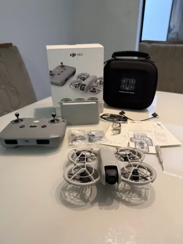 Drone Dji Neo Combo fly more