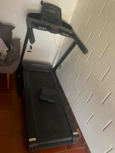 Esteira R5i Movement Ergométrica