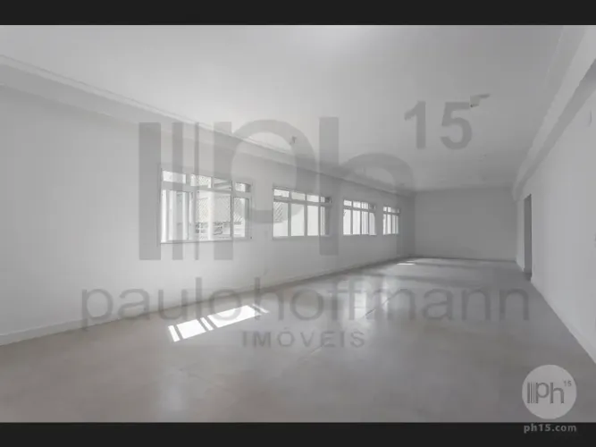 Apartamento totalmente reformado à venda com 209 m² nos Jardins