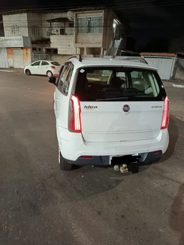 Fiat Idea Attractive 1.4 Fire Flex 8V 5P 2012