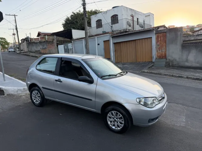 Fiat Palio 1.0 Economy Fire Flex 8V 2P 2011