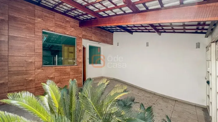 Casa com 3 quartos à venda no Santa Branca
