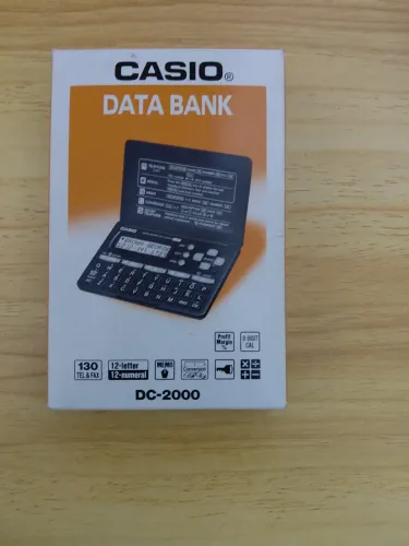 Mini Agenda Eletrônica com Calculadora Casio Data Bank DC-2000.