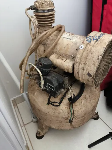 Compressor Odontológico 