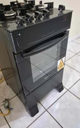 Vende-se Fogão 4 bocas Atlas