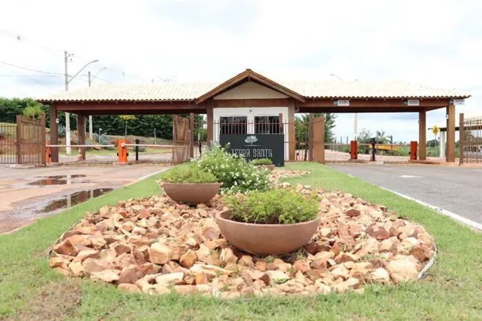 CHÁCARAS EM TRINDADE  CONDOMÍNIO GALILÉIA / HERMON COMPLETO TERRA SANTOA ARCA PARQUE 