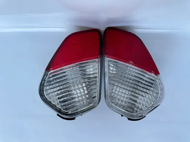 Par Refletor Olho De Gato Traseiro Mitsubishi Outlander 2016 2017 2018 2019