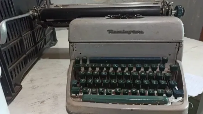 Maquina de escrever Antiga Remington