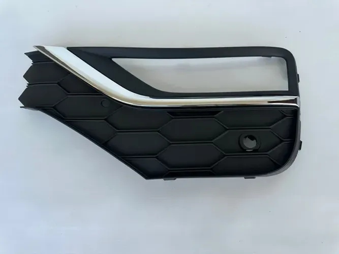 Grade Esquerda Farol de Milha Volkswagen Amarok V6 2017 2018 2019 2020 2021 2022 2023