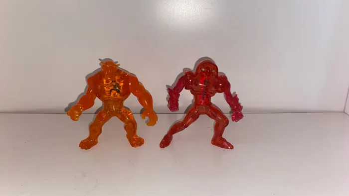 Bonecos do Ben 10 do McDonald?s