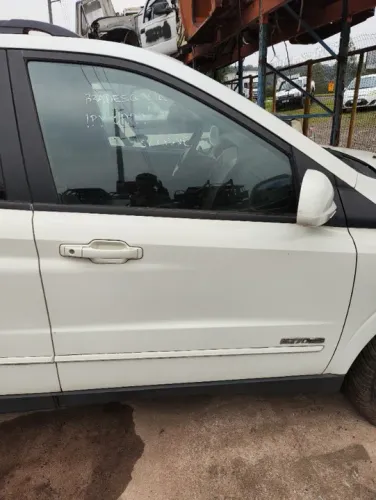 Porta Ssangyong Kyron Dianteira Direita 2009 a 2015 
