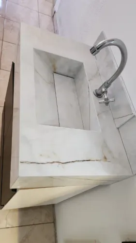 Pias esculpidas em porcelanato